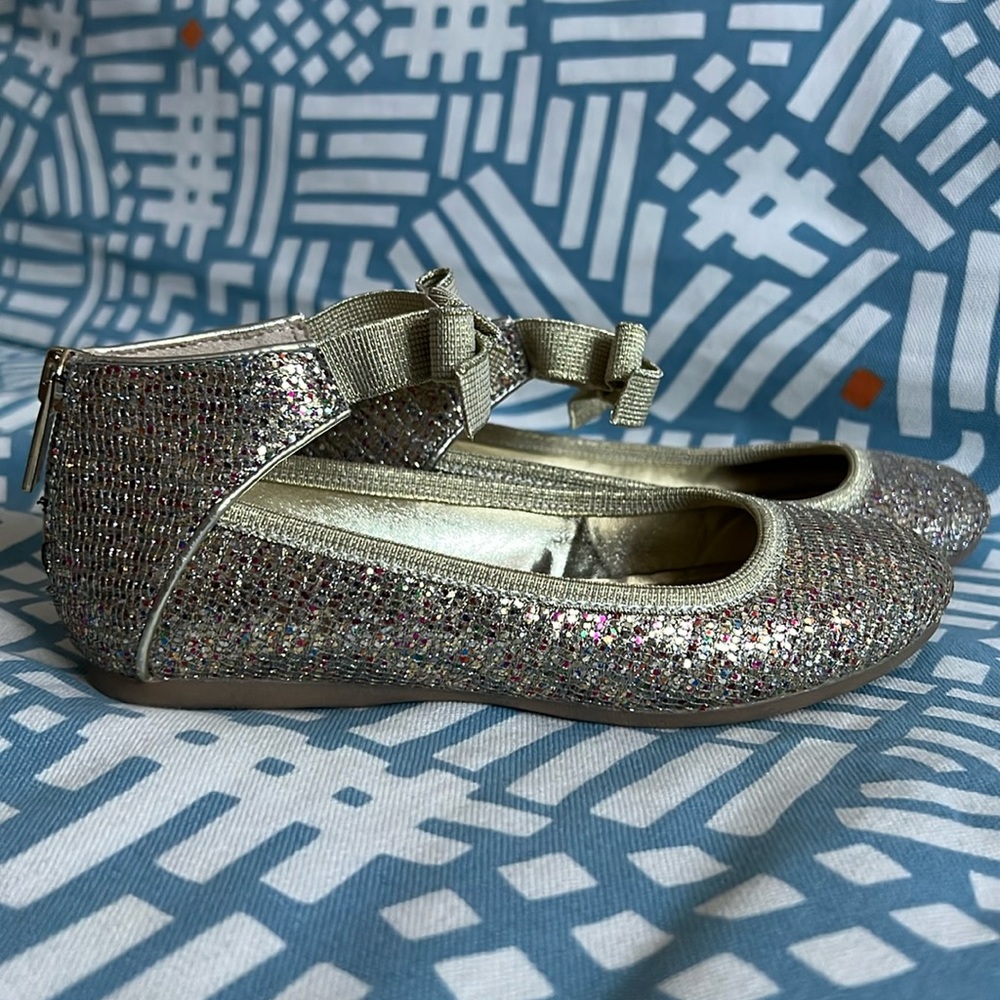 Kenneth Cole shoes for big girls size 1